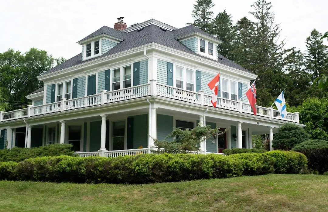 Alicion Bed & Breakfast-1